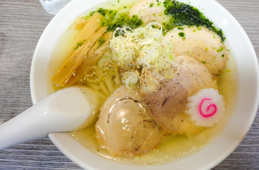  Shio Ramen: Savoring Japan’s Salt-Infused Delight