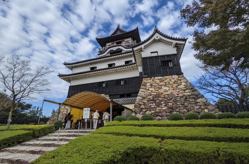  Inuyama Castle: A Journey to Japan’s Ancient Wooden Fortress