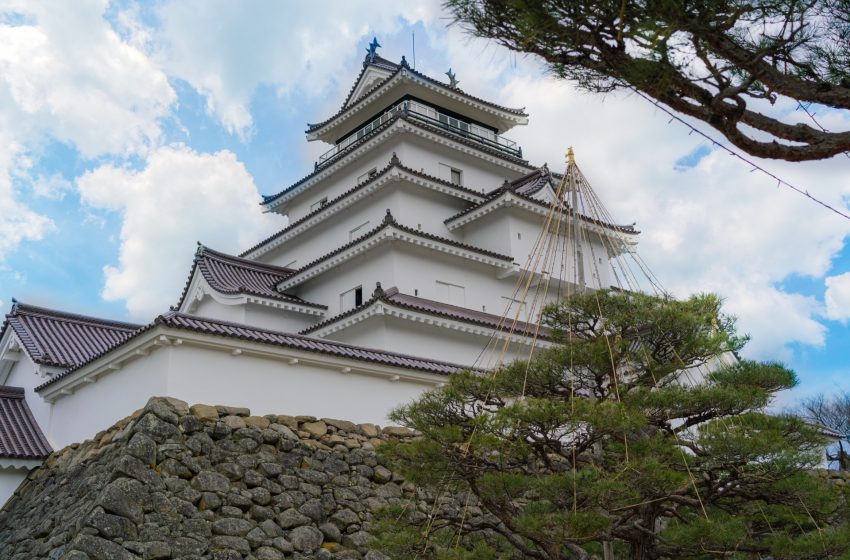  Tsuruga Castle: A Resilient Symbol of Fukushima’s Samurai Heritage