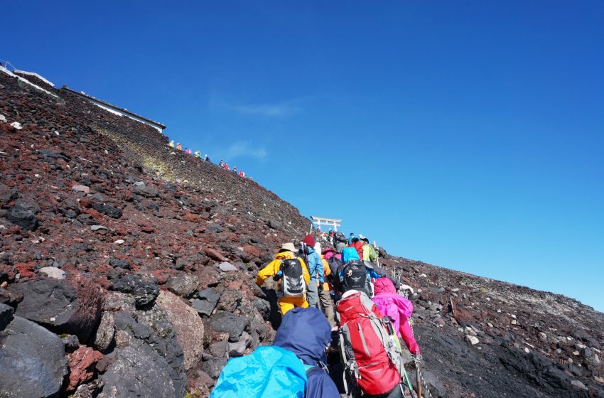  Introducing the New Reservation System for Climbing Mount Fuji’s Yoshida Trail Starting in 2024